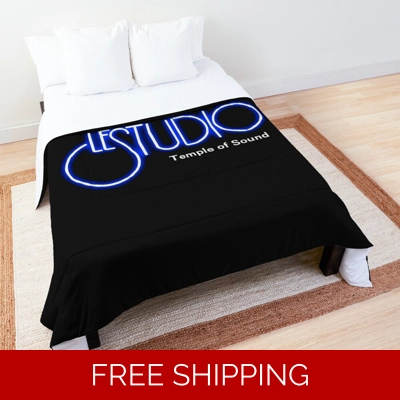 Le Studio Comforter A Black White & Blue Logo TOS
